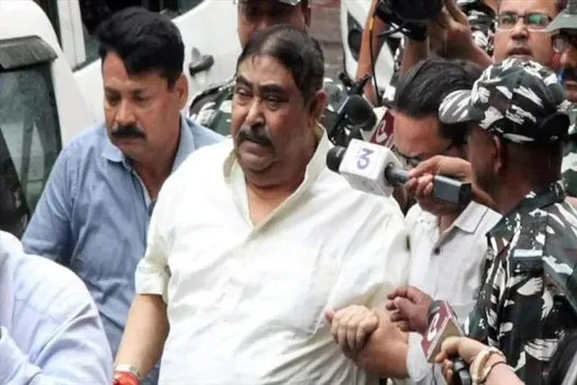 বাড়িতে রেখে চিকিৎসার আবেদন