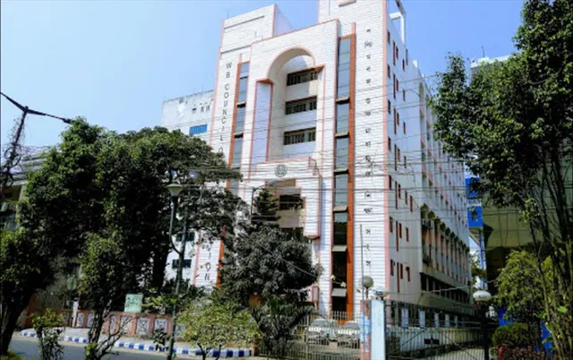 উচ্চ মাধ্যমিক পরীক্ষা নিয়ে গুরুত্বপূর্ণ ঘোষণা সংসদের