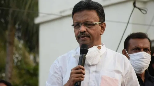 পঞ্চায়েত সদস্যদের গণ-ইস্তফা নিয়ে কী বলছেন ফিরহাদ হাকিম?