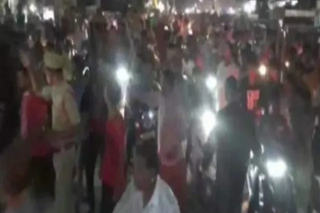 নবী মোহাম্মদের বিরুদ্ধে বক্তব্যের জেরে বিজেপি নেতার বিরুদ্ধে রাতেই হায়দ্রাবাদের রাস্তায় নামলো বিক্ষোভকারীর দল