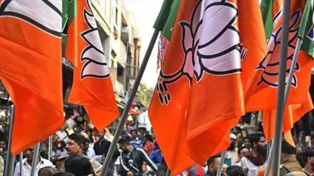 শ্রীরামপুরে বিডিও অফিসের সামনে বিক্ষোভ বিজেপির