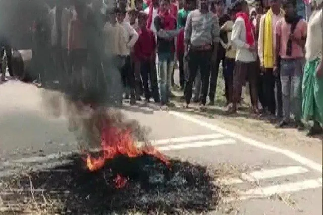 লাঞ্ছিত হয়ে নাবালিকার মৃত্যু, উত্তাল বিহারের তিয়ার গ্রাম