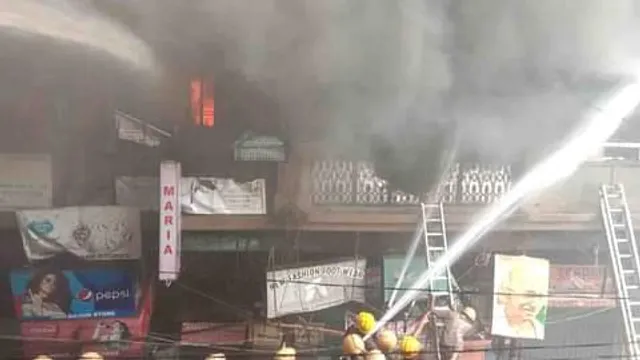 নতুন করে আগুনের ফুলকি কলুটোলার বহুতলে