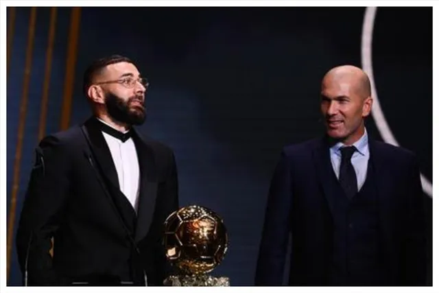 করিম বেনজেমার ঝুলিতে ব্যালন ডি'অর