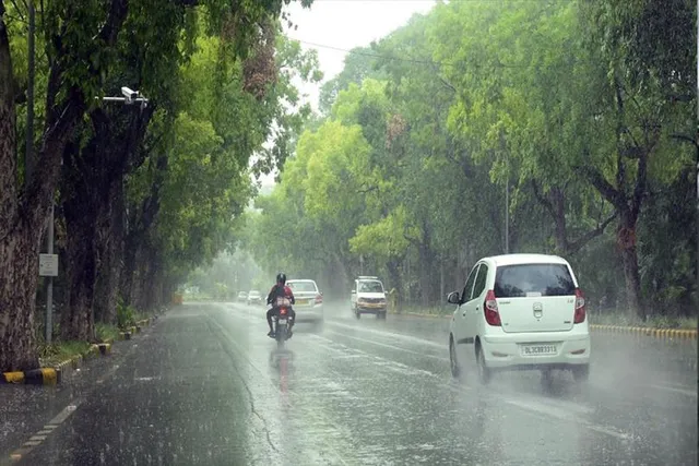 বৃষ্টির পূর্বাভাসে বাতাসের গুণমান উন্নত হওয়ার সম্ভাবনা