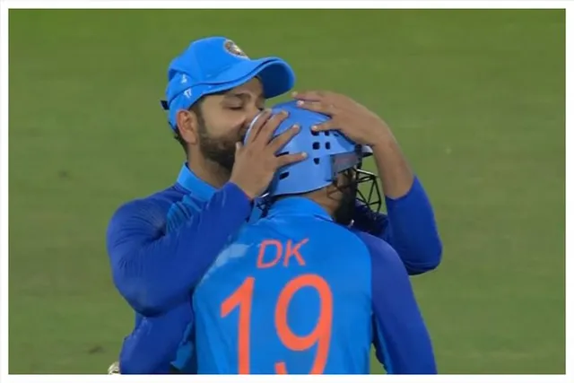 রোহিত শর্মার উদ্দেশ্যে আবেগপূর্ণ পোস্ট দীনেশ কার্তিকের