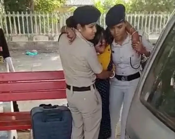 ফের মেদিনীপুর স্টেশনে প্রসূতির সন্তান প্রসব