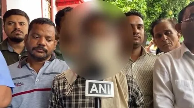 লখিমপুর খেরি ধর্ষণ-হত্যাকাণ্ডে দোষীদের ফাঁসির সাজা চাইলেন নিঃস্ব বাবা