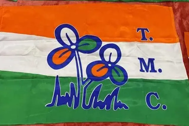 উপপ্রধানের বিরুদ্ধে স্বজনপোষণের অভিযোগ