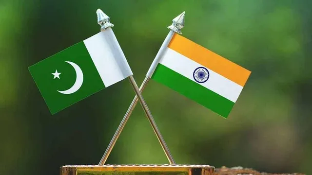 ভারতীয় নাগরিক হওয়ার আবেদন জানিয়েছেন ৭ হাজার পাকিস্তানি!