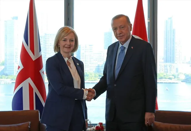 রাশিয়া- ইউক্রেনের যুদ্ধ নিয়ে বৈথকে বসে ব্রিটেন ও তুর্কি