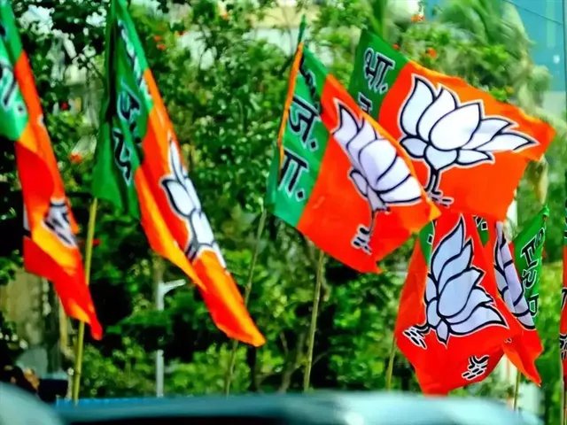 বিজেপির সাধারণ সম্পাদকের পদ থেকে ইস্তফা হেভিওয়েটের