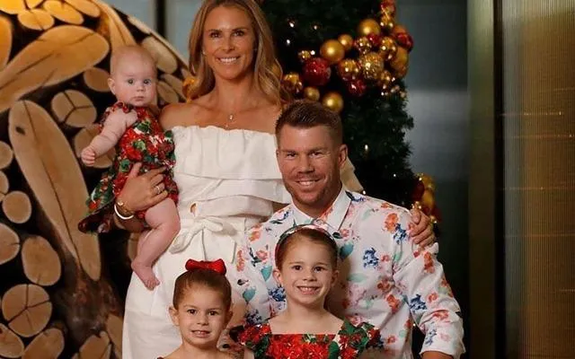 পরিবারকে মিস করছেন ডেভিড ওয়ার্নার, ছবি শেয়ার করে জানালেন সেকথা