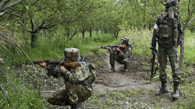সন্ত্রাসীদের গুলিতে গুলিবিদ্ধ কাশ্মীরি পণ্ডিত