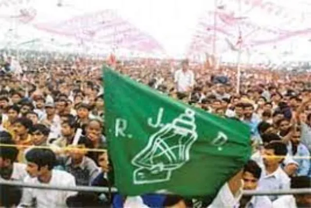 মোকামায় এগিয়ে আরজেডি নেত্রী