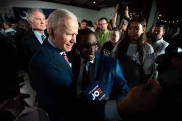 স্টুডেন্টস লোনে বিশেষ ঘোষণা বাইডেনের