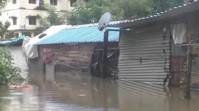 হিরাকুদ বাঁধের জল ছাড়তেই বিপত্তি, সম্বলপুরে ডুবল ১০০টি বাড়ি