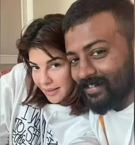 দিল্লি আদালতে হাজির হবেন জ্যাকলিন ফার্নান্ডেজ