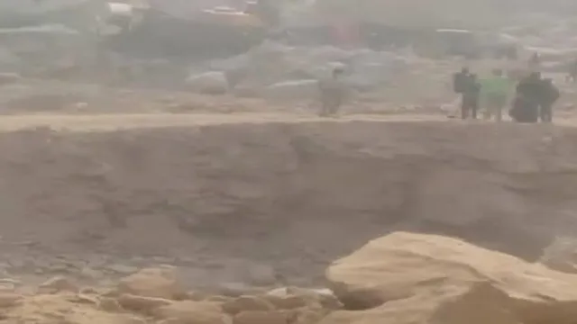 আচমকা ভূমিধস খনি অঞ্চলে