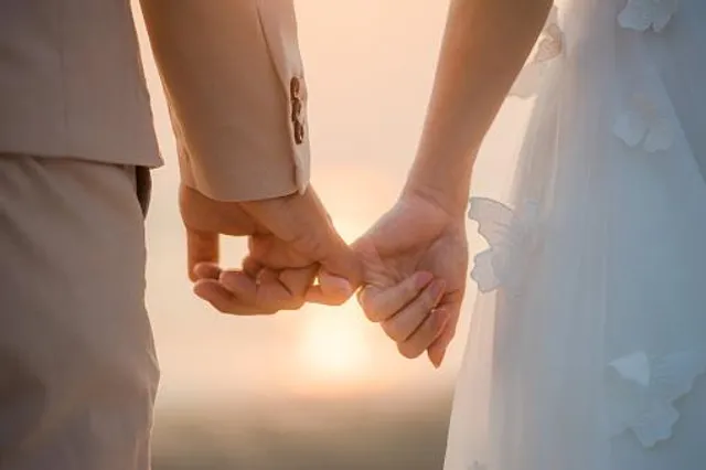 বিবাহ বন্ধনে আবদ্ধ হবেন কারা?