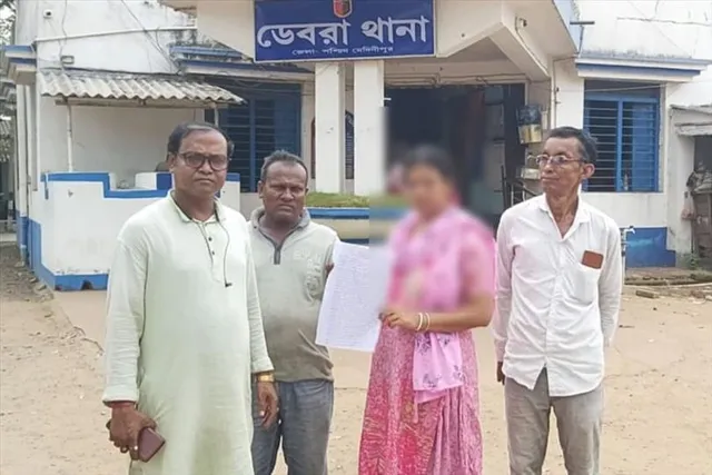 ডেবরায় শিক্ষিকাকে মারধর ও শ্লীলতাহানির অভিযোগ