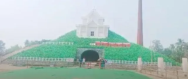 সবুজ পাহাড়ের ওপর বিরাজমান দেবী দূর্গা