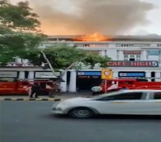 সাতসকালে ভয়াবহ আগুন রাজধানীতে