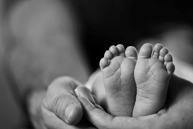 গাফিলতিতে শিশু মৃত্যুর অভিযোগ, পরিবারের তরফে লিখিত অভিযোগ