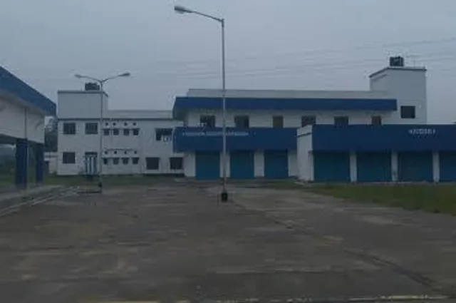 জলপাইগুড়িতে বাজার পরিকাঠামো উন্নয়নের আশ্বাস দিলে কৃষিবিপনন মন্ত্রী