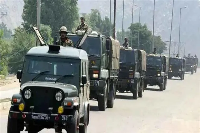 পুলওয়ামার ধাঁচে ফের জম্মু কাশ্মীরে বিস্ফোরণ