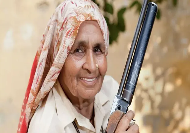 'শ্যুটার দাদি'র নামে নয়ডায় শ্যুটিং রেঞ্জ, ঘোষণা মুখ্যমন্ত্রীর