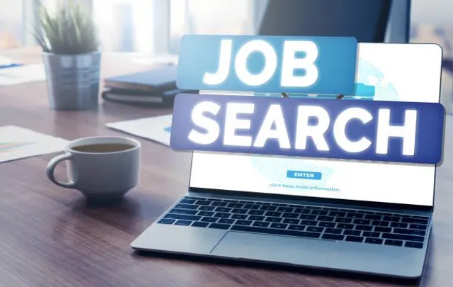 রাজ্যের স্কুলে কর্মী নিয়োগ করা হবে