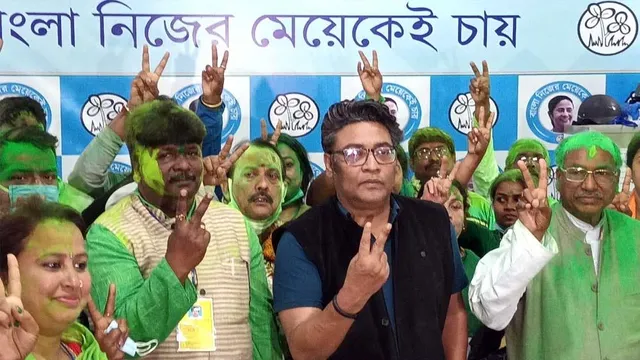 ইন্দ্রনীলের কটাক্ষ ‘ওটা কালো টিকা’!