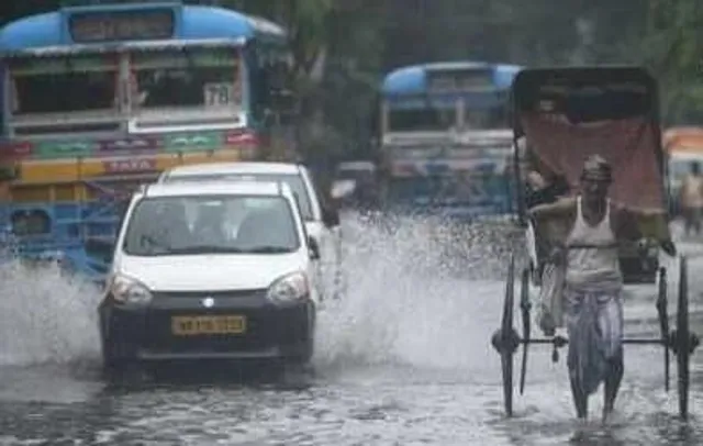 আজও দিনভর দুর্যোগের আশঙ্কা
