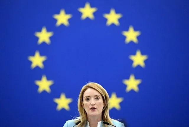 ইউক্রেনকে আরও সামরিক সহায়তা প্রদান করা উচিতঃ ইইউ পার্লামেন্টের প্রেসিডেন্ট