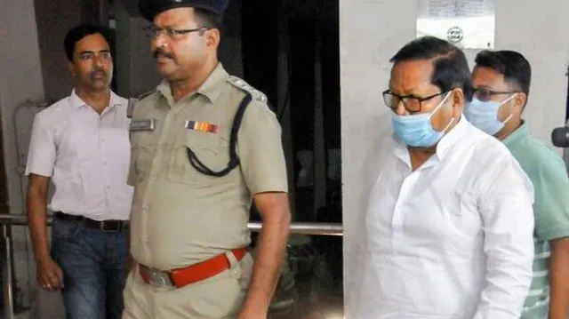 সাড়ে ৯ ঘণ্টা জেরার মুখোমুখি পরেশ অধিকারী