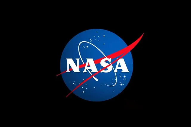 চন্দ্র যাত্রার জন্য নির্মিত সবচেয়ে শক্তিশালী রকেট উৎক্ষেপণ করলো নাসা