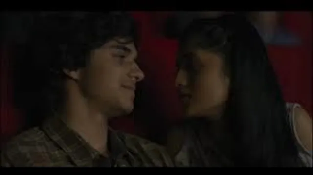 'The Family Man 2'  এর সেই বিতর্কিত চুমুর দৃশ্য নিয়ে কী বললেন অশ্লেষা ?