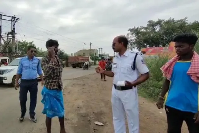 ট্রাফিক নিয়ম না মানলেই লাগবে মোটা অঙ্কের জরিমানা