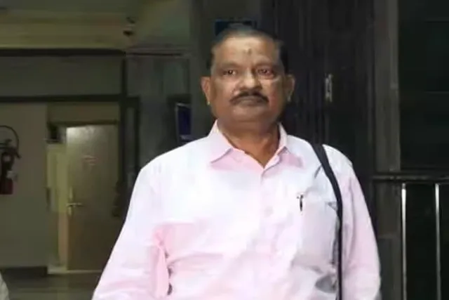 অভিযোগ করে অভিযুক্ত হলেন তাপস!