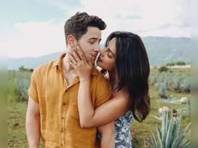 নিক জোনাসের সুরে মাতলেন প্রিয়াঙ্কা