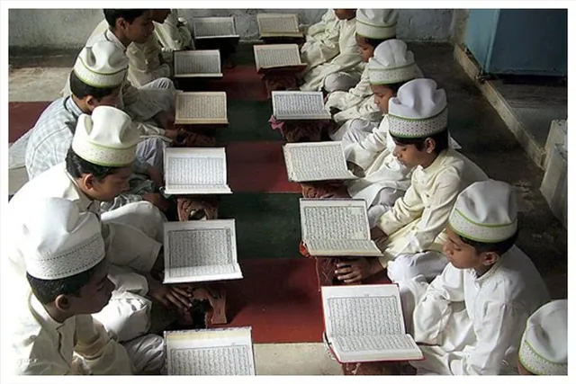 বন্ধ হয়ে যাবে সমস্ত মাদ্রাসা?