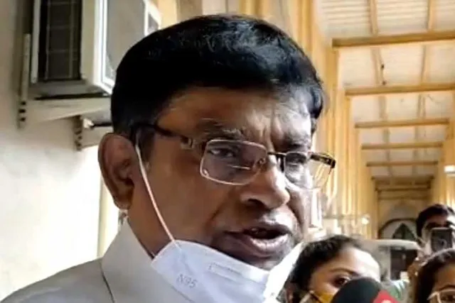 মানিককে প্রাথমিক পর্ষদ সভাপতি পদ থেকে সরানোর সিদ্ধান্ত স্থগিত