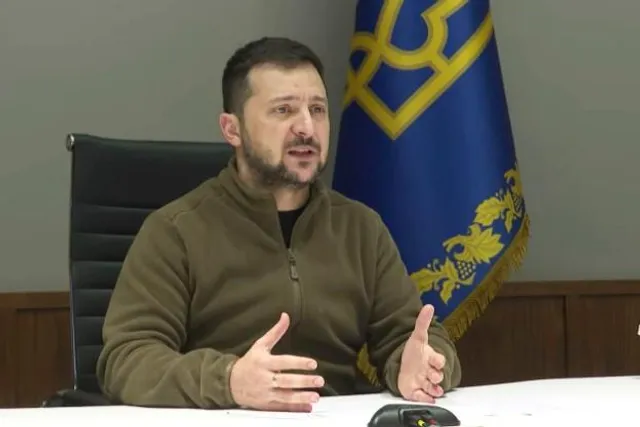 বিদ্যুতের খুব সচেতন ব্যবহার প্রয়োজনঃ জেলেনস্কি