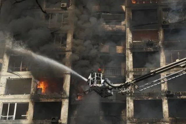 কিয়েভের আবাসিক ভবনের গোলাবর্ষণ, আহত কমপক্ষে ২