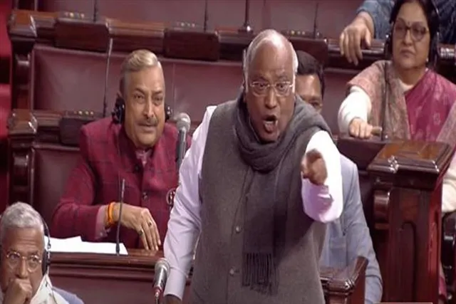 'কুকুর' মন্তব্যের জন্য অনুতপ্ত নন মল্লিকার্জুন খাড়গে!