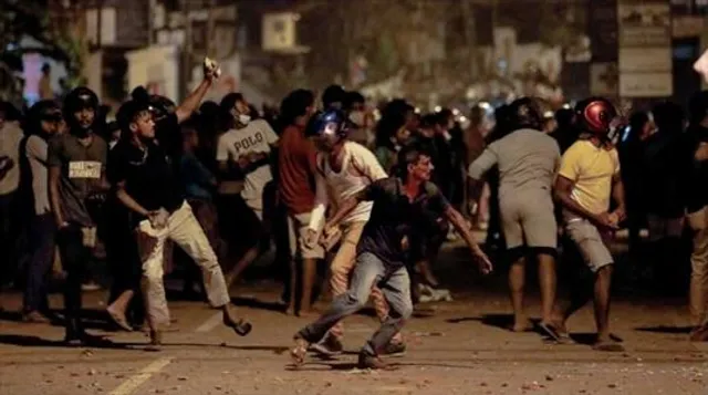 শ্রীলঙ্কায় জরুরি অবস্থা ঘোষণা করলেন প্রেসিডেন্ট