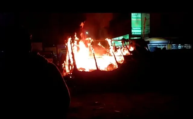 তমলুকে সব্জী দোকানে আগুন ,ঘটনাস্থলে দমকল