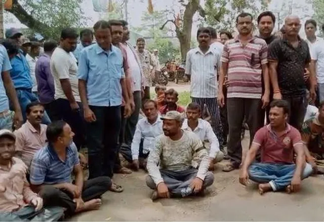 কাজের পুনর্বহালের দাবিতে বিক্ষোভ বেসরকারি নিরাপত্তা কর্মীদের