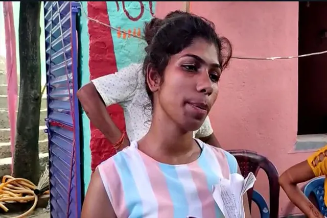 আত্মীয়ের বাড়িতে প্রীতিভোজ অনুষ্ঠানে যোগ দিতে প্রাণ হারাল যুবক, শুনুন দিদির বক্তব্য